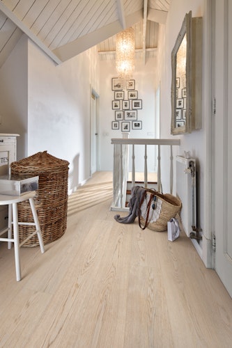 HANDMUSTER MEISTER Lindura-Holzboden HD 400 | ultramattlackiert Eiche natur arcticw geb 8917