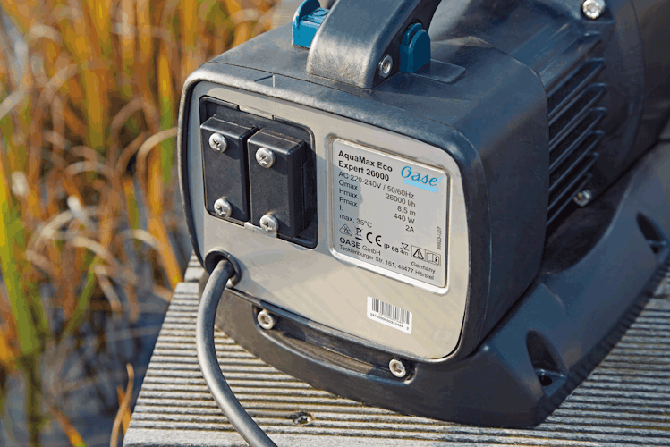 Oase Filter- & Bachlaufpumpe AquaMax Eco Expert 21000