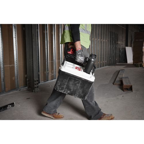 Milwaukee ﻿PACKOUT Isolierbecher 355 ml mit Trinkdeckel, schwarz 4932498978