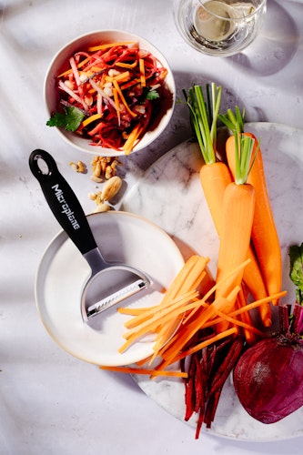 Microplane Profi Y-Schäler, julienne SPECIALTY Schwarz