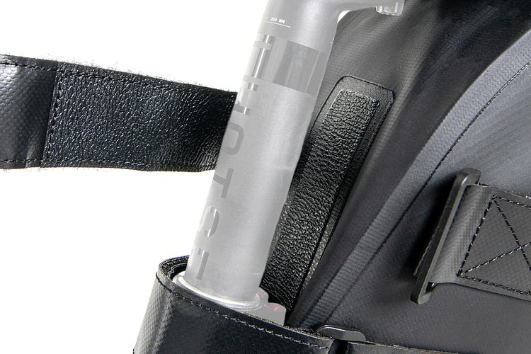 CONTEC Satteltasche Mile Grinder Back 10 schwarz