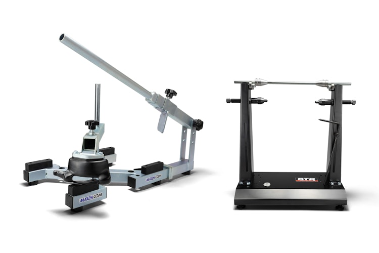 Reifenmontiergerät EVOX® mit Wuchtbock