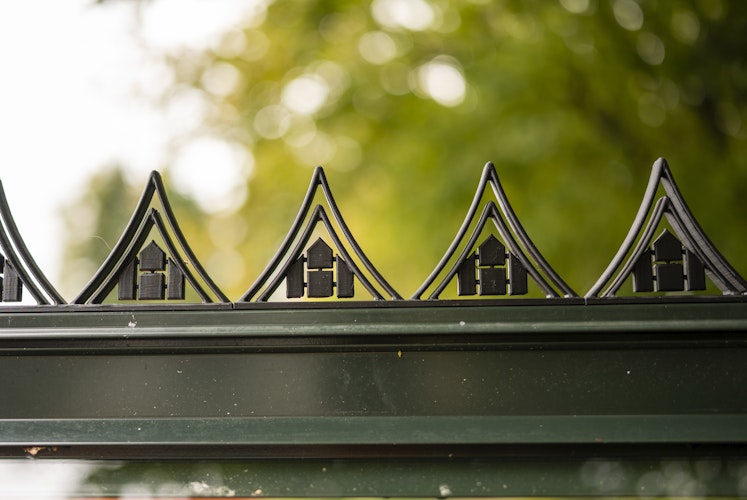 Juliana Firstverzierung für Gewächshaus Icon 6 - 2,5 m² / 3,7 m² / 4,9 m² / 6,1 m²