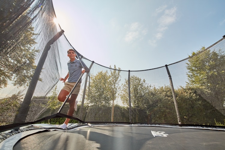 Salta Trampolin First Class Ø 487 cm mit Sicherheitsnetz und Leiter