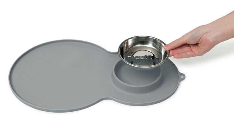 catit Silikonmatte in Erdnussform ca. 46 x 29 Centimeter Katzennapfunterlage