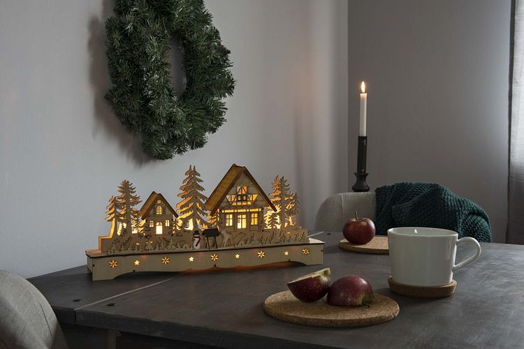 Konstsmide Weihnachtsbeleuchtung  LED Holzsilhouette naturfarben Dorf