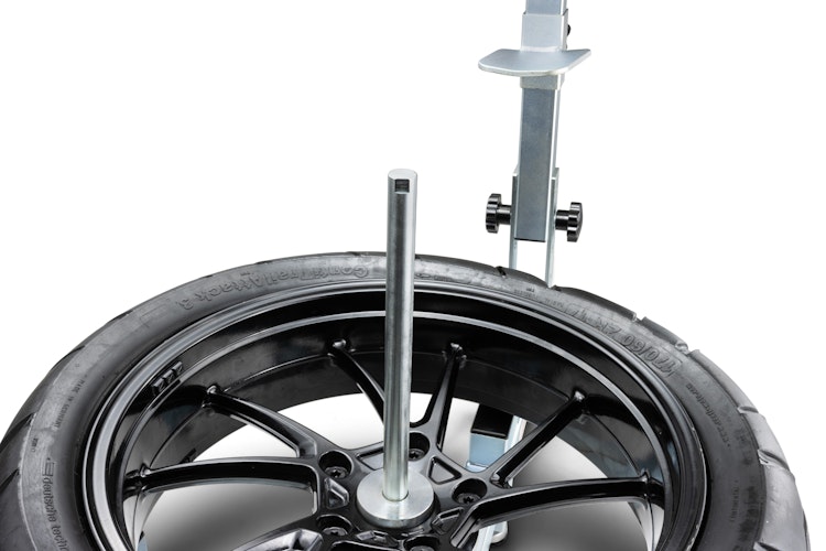 BTR Reifenmontiergerät EVO2® mit Wuchtbock und Starterpaket