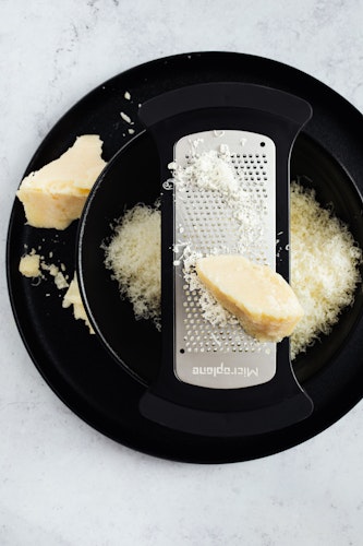 Microplane Schüsselreibe Fein SPECIALTY Schwarz