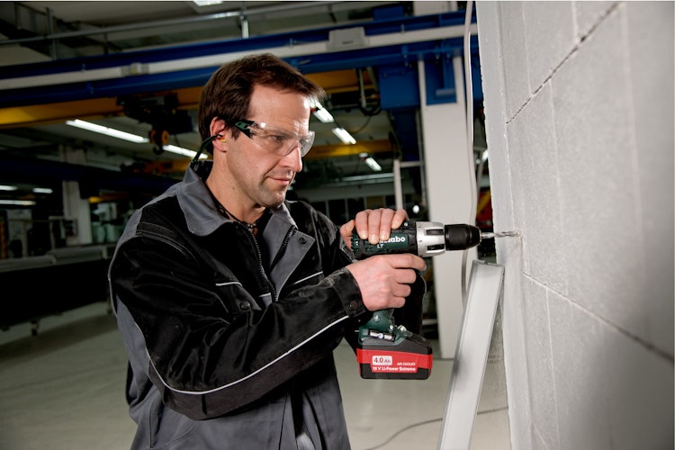 Metabo Akku-Schlagbohrschrauber SB 18 LT