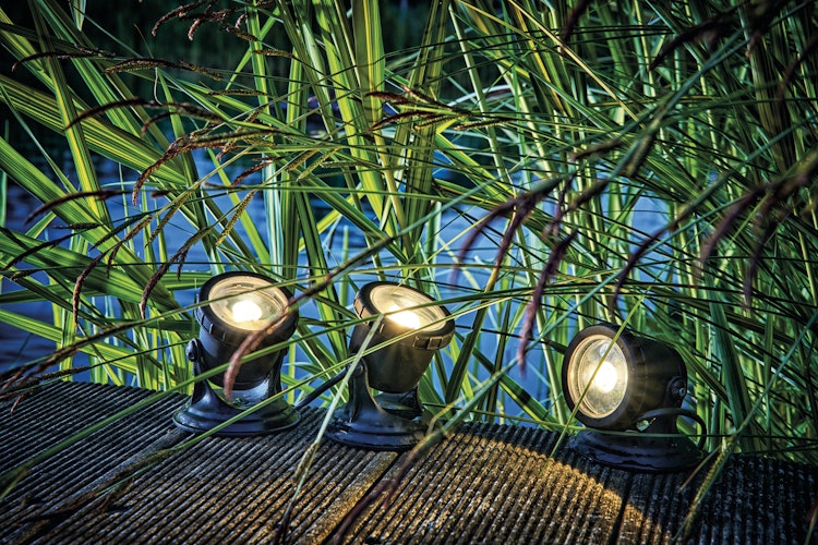 Pontec Teich- und Gartenbeleuchtung PondoStar LED warm Set 3