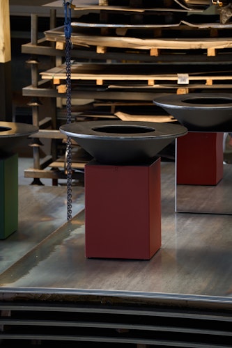 OFYR Plancha Grill 10th Anniversary Edition Oxide Red 100