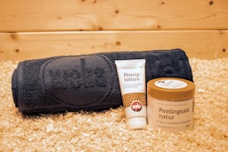 Weka Geschenkset "Verwöhn dich" inkl. Peelingsalz, Honiglotion und Saunahandtuch