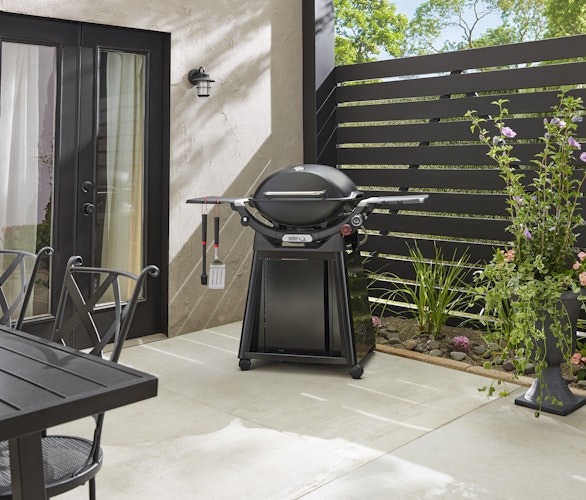 Weber Q3200N+ Gasgrill mit Rollwagen - Black