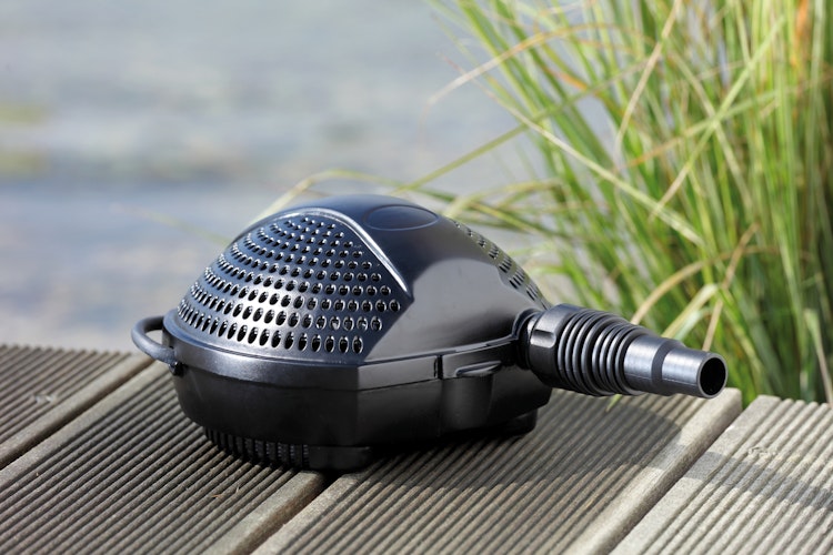 Pontec Filter- und Bachlaufpumpe PondoMax Eco 1500