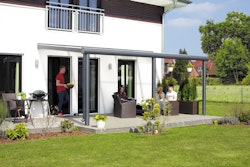 Skan Holz Aluminium Terrassenüberdachung Monza Breite 648 cm