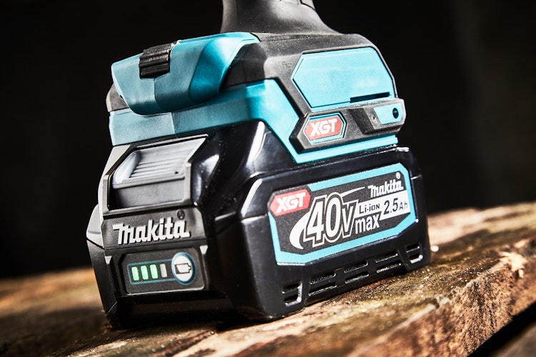 Makita Akku-Bohrschrauber DF001GD201