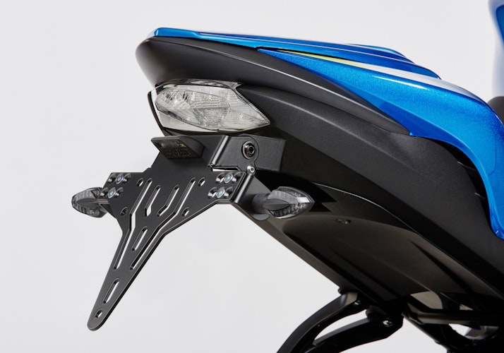 PROTECH V-SHAPE Kennzeichenhalter SET mit Reflektor und Beleuchtung Alu & Stahl Schwarz für SUZUKI GSX-S 1000, GSX-S 1000F, GSX-S 950