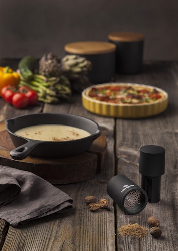 Microplane Muskatmühle 2 in 1 SPECIALTY Schwarz