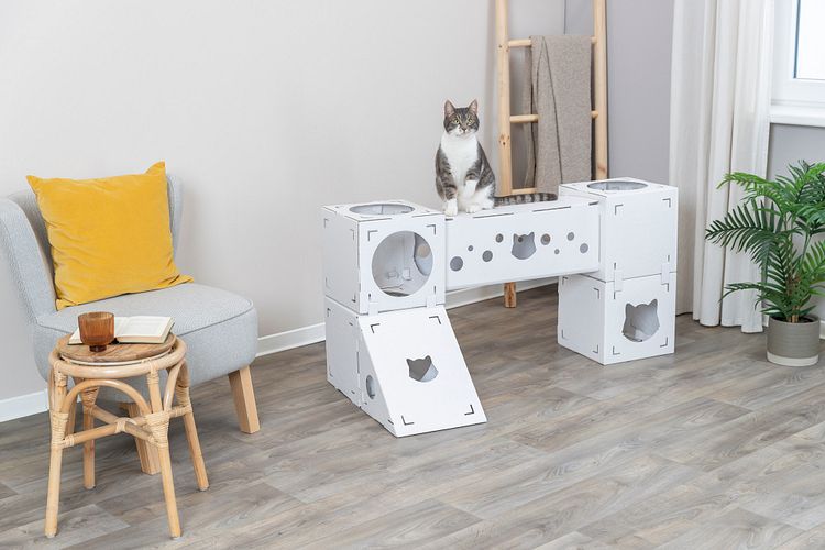 TRIXIE Katzenmöbel Finca Felice, Pappe, 125 × 62 × 62 cm, weiß