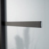 Flexo aufklebbarer Alusteg für Lofttüren schwarz 1000 x 20 x 3 mm paarweise, inkl. Klebeband Flexo aufklebbarer Alusteg für Lofttüren schwarz 1000 x 20 x 3 mm paarweise, inkl. KlebebandZubehörbild