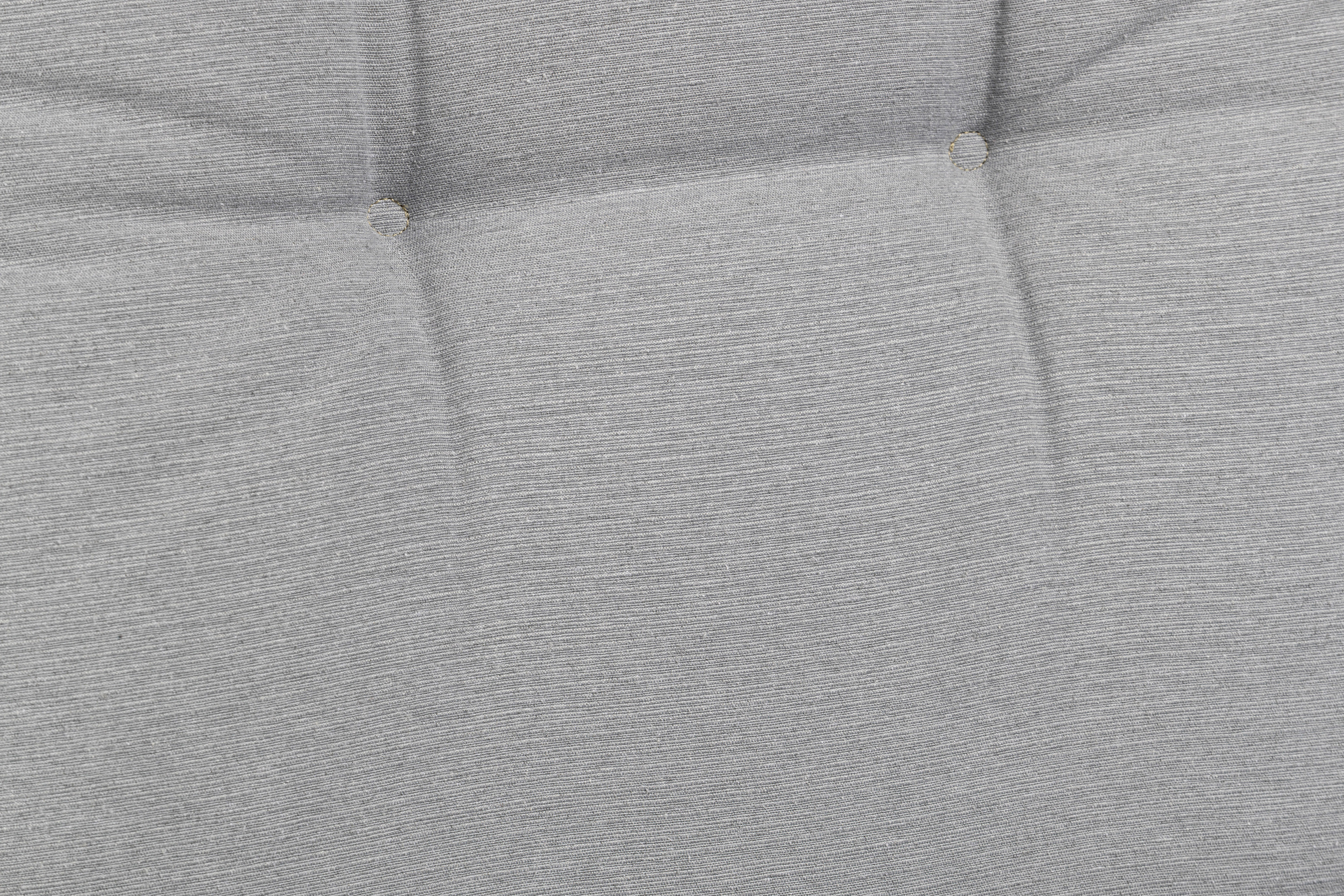 Kettler Stapelsesselauflage HEAR 110 x 48 x 8 cm, 60 % Polyester / 40 % Baumwolle Hellgrau