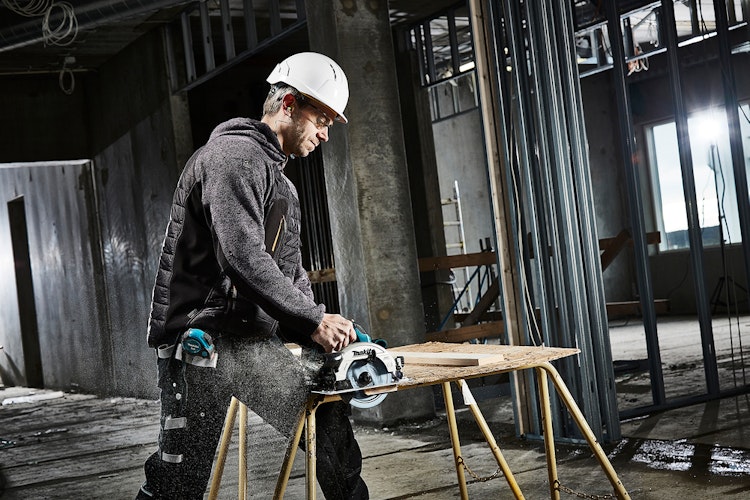 Makita Akku-Handkreissäge DHS660RTJ