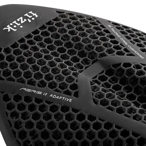 fi'zi:k Sattel Aeris Long Distance Adaptive schwarz
