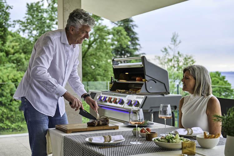 Napoleon Prestige PRO 665, Connected, Edelstahl, inkl. Drehspieß