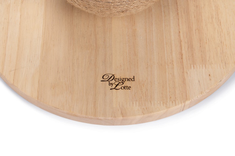 Designed by Lotte Kratzbälle Elio aus Holz/Jute hellbeige Katzenspielzeug