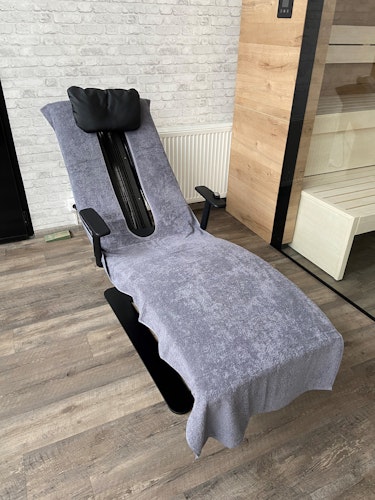 Infraworld Infrarot Wellnessliege Grenada inkl. Infrarotstrahler & Liegetuch