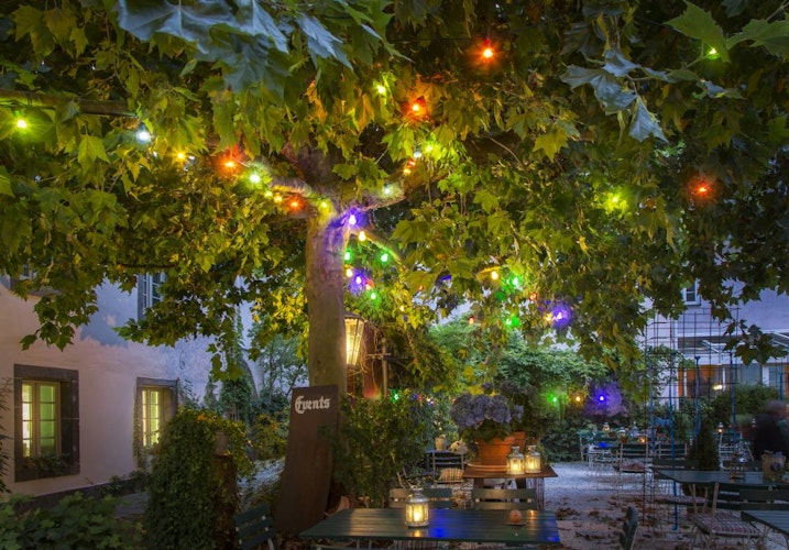 Konstsmide Ganzjahresbeleuchtung  LED Biergartenkette bunt 160 warmweiße Dioden