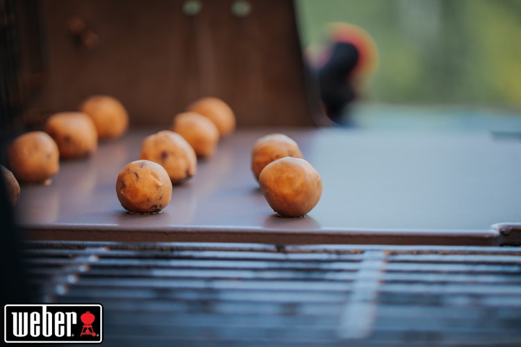 Weber CRAFTED Glasierter Grillstein - Gourmet BBQ System