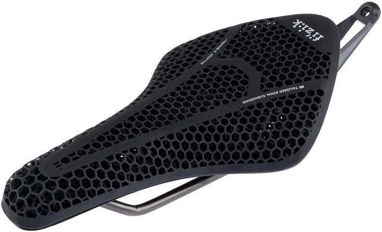 fi'zi:k Aeris Short Distance Adaptive Sattel black / black
