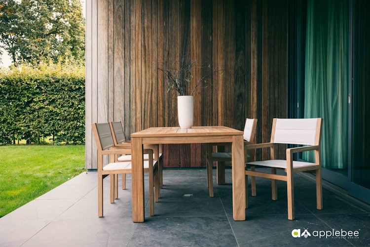 Apple Bee Armlehnstuhl FREJUS, Teak Natural / Kunststoffgewebe BEE WETT Sling Bright - Abverkauf