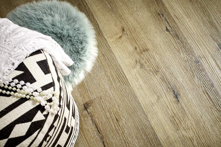 Handmuster KWG Antigua Novel Asteiche Designvinyl Fertigfußboden 123,5x30,5 cm