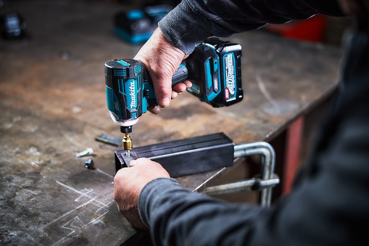 Makita Akku-Schlagschrauber TD001GZ