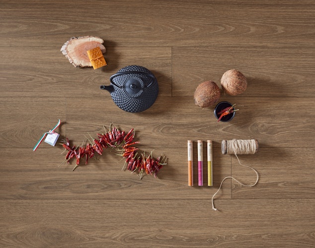 MEISTER Designboden MeisterDesign. flex DL 400 2055 x 216 x 5 mm 7134 Princess Oak dunkel Porensynchron-Struktur