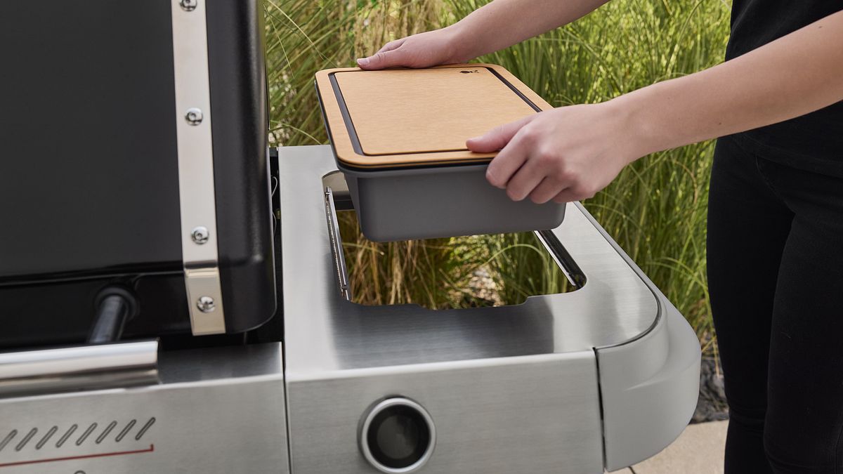 Weber WORKS Box und Schneidebrett - einsetzbar in Seitentisch