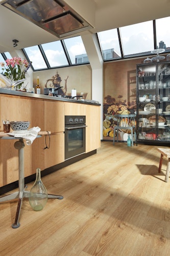 MEISTER Laminatboden MeisterDesign. laminate LL 250 2052 x 248 x 10 mm 06832 Bauerneiche natur Porensynchron-Struktur