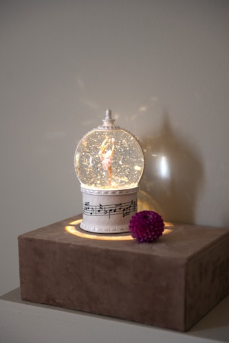 Konstsmide Weihnachtsbeleuchtung Wasserlaterne Ballerina, weiß, rotierend