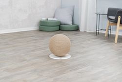 TRIXIE Kratzball auf Platte, Jute/Holz, ø 29 × 31 cm