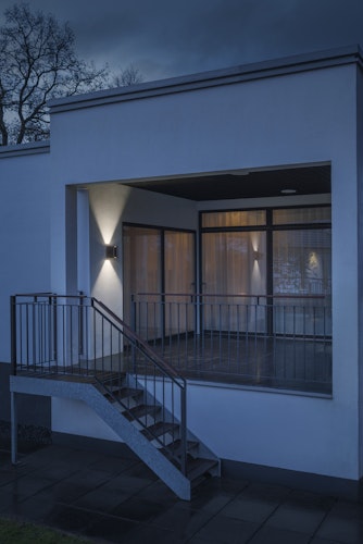 Konstsmide Wandleuchte Vale, schwarz/kupfer, verstellbarer Lichtaustritt (423-759)