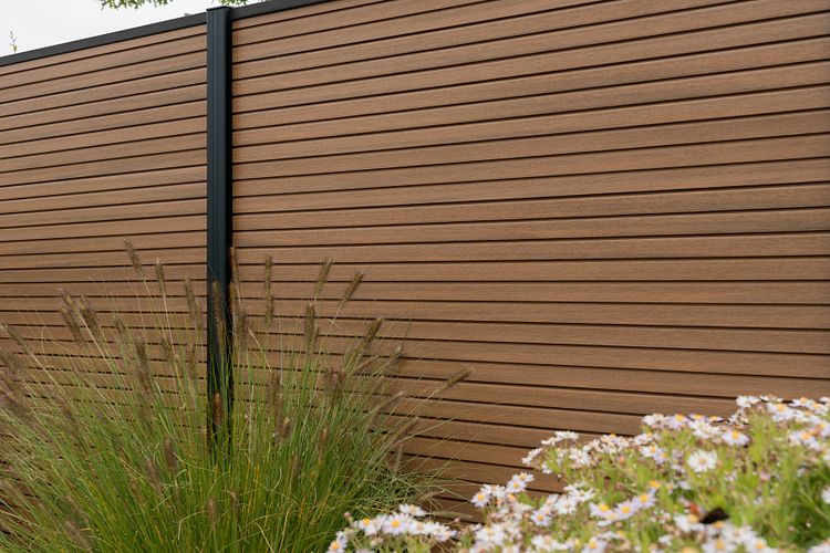 NewTechWood Modena Sichtschutzelement WPC 900 x 900/1830 mm