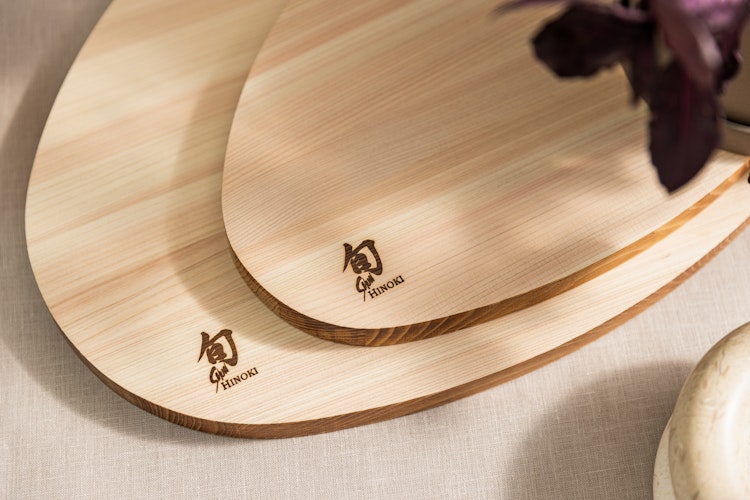 KAI Schneidebrett SHUN HINOKI L Oval