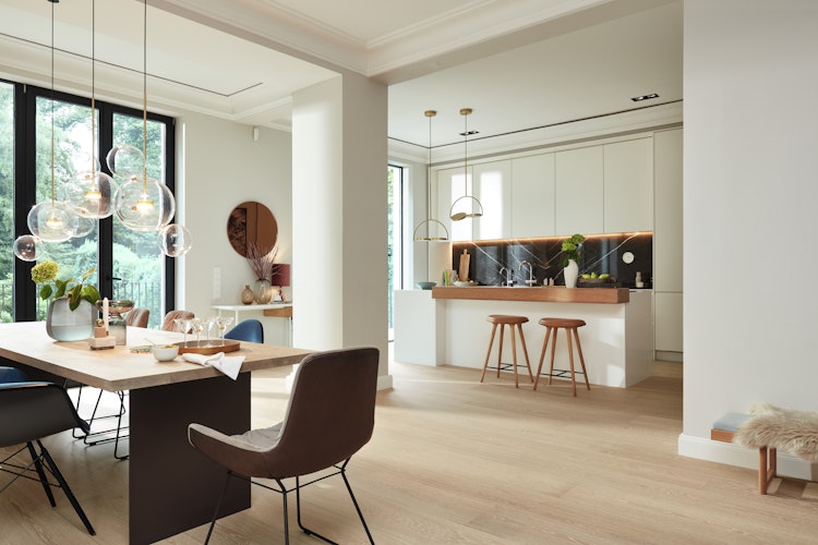 HANDMUSTER MEISTER Lindura-Holzboden HD 400 | ultramattlackiert Eiche natur champ geb 8922