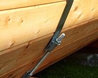 Wolff_Finnhaus_Saunafass_Befestigung
