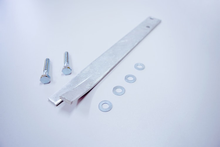 Weka Bodenanker-Set zum Einbetonieren für Kinderspielgeräte (Set inkl. 8 Anker für 4 Pfosten)