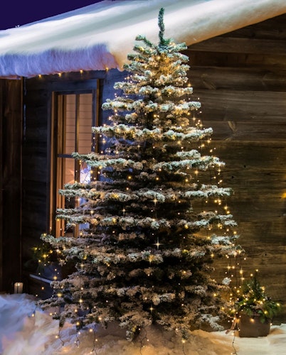 Konstsmide Weihnachtsbeleuchtung  LED Baummantel mit Ring 8 Stränge je 70 Dioden