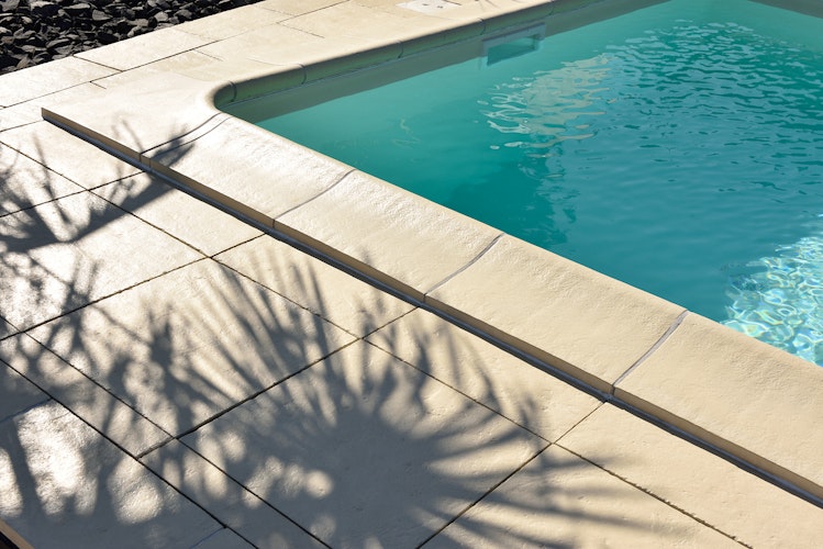 WESERWABEN® Pool- / Beckenrandsteine gewölbt - Solum