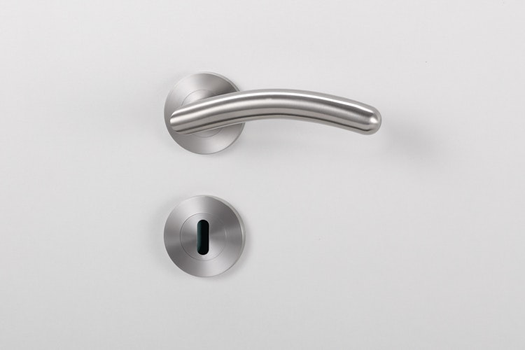 Griffwerk Türgriff SAVIA K4 PROFESSIONAL Schraubrosette- Edelstahl matt